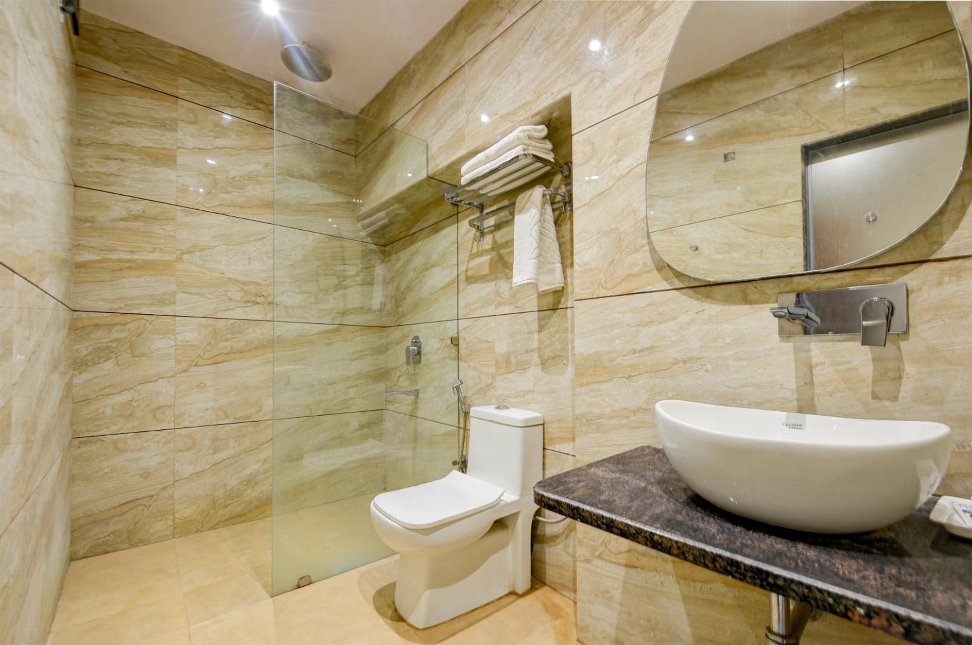 The Pearl Plaza Hotel In City Centre - Near New Delhi Railway Station ภายนอก รูปภาพ