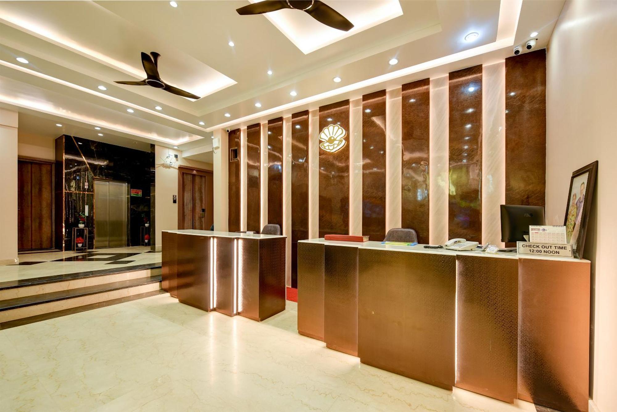 The Pearl Plaza Hotel In City Centre - Near New Delhi Railway Station ภายนอก รูปภาพ