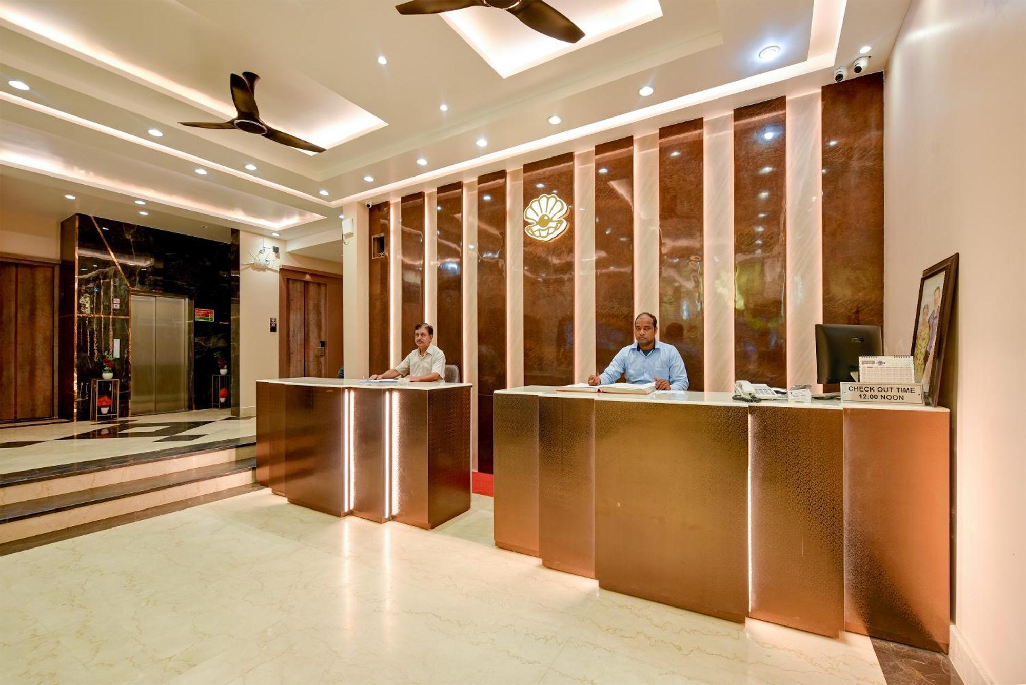 The Pearl Plaza Hotel In City Centre - Near New Delhi Railway Station ภายนอก รูปภาพ